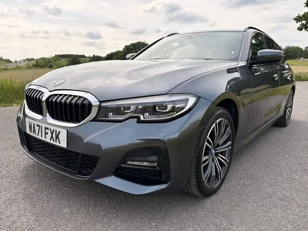Used BMW 330e M Sport 292 HP (214 kW) 2021 Grey Estate