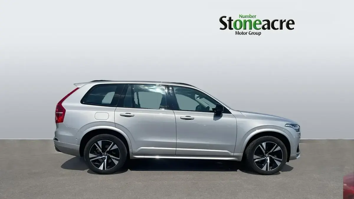 Used Volvo XC90 Plus 250 HP (183 kW) 2023 Silver SUV