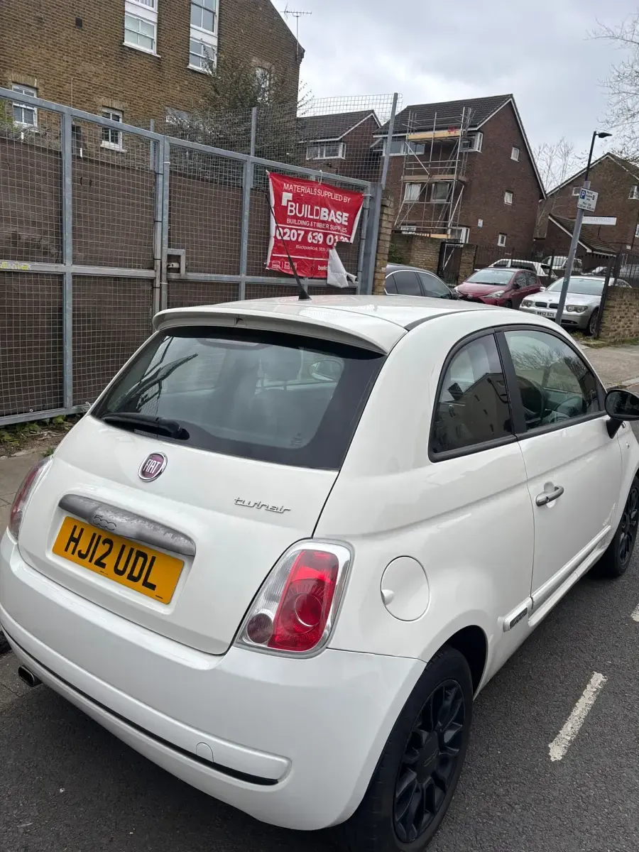 Usado Fiat 500 85 CV (62 kW) 2012 Blanco Utilitario