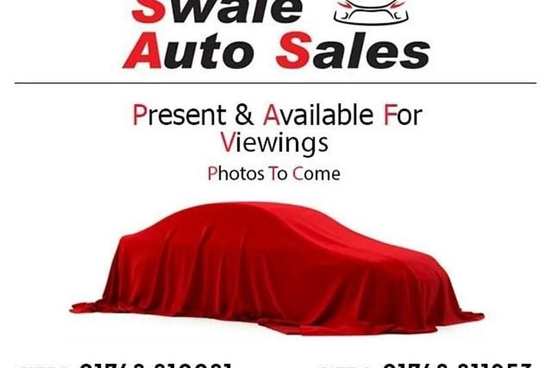 Begagnad Ford C-MAX Zetec 105 HK (77 kW) 2013 Röd Minibuss
