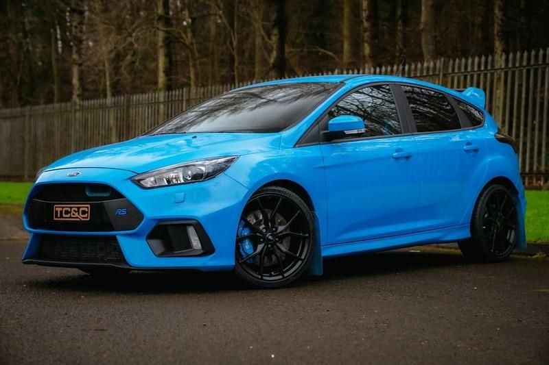Used Ford Focus RS 380 HP (279 kW) 2016 Blue Hatchback