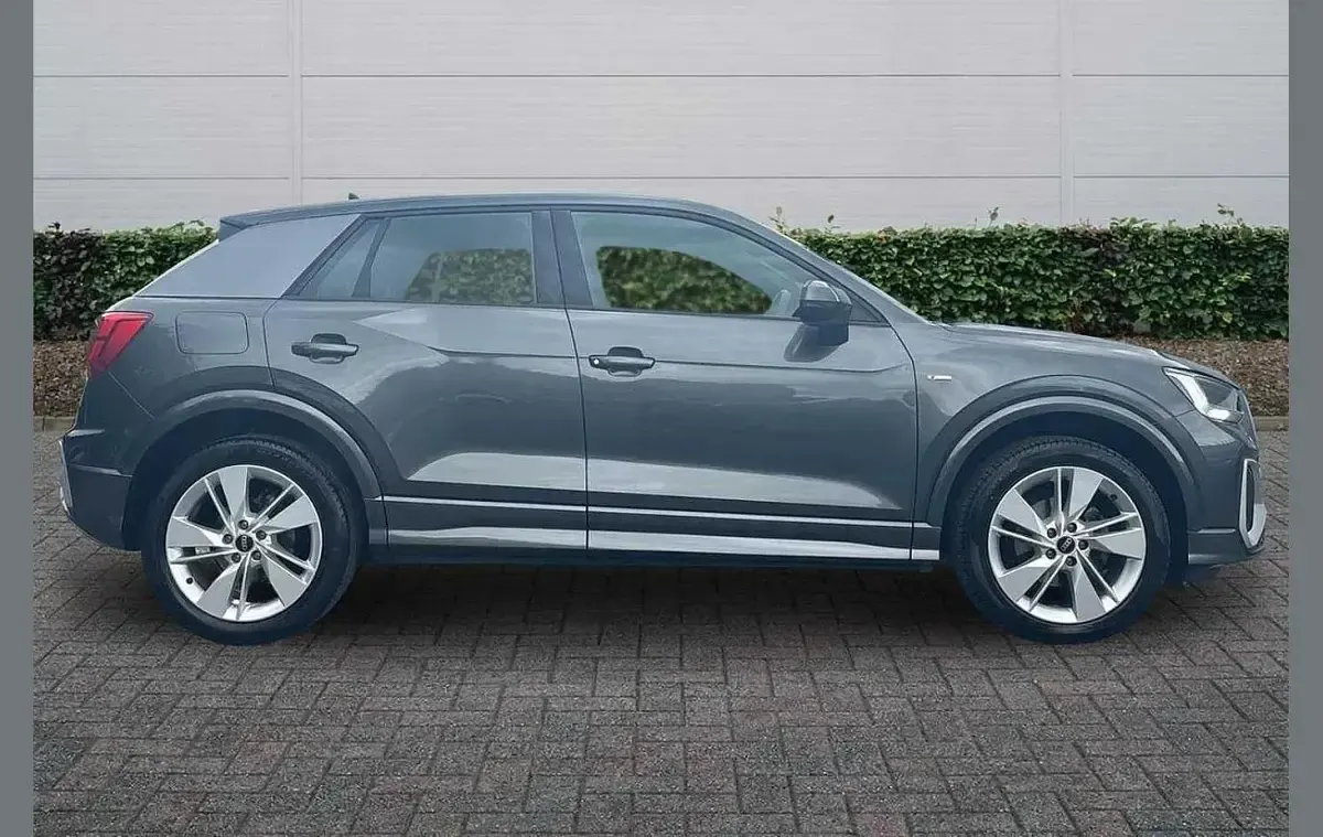 Used Audi Q2 S-Line 147 HP (108 kW) 2021 Grey SUV