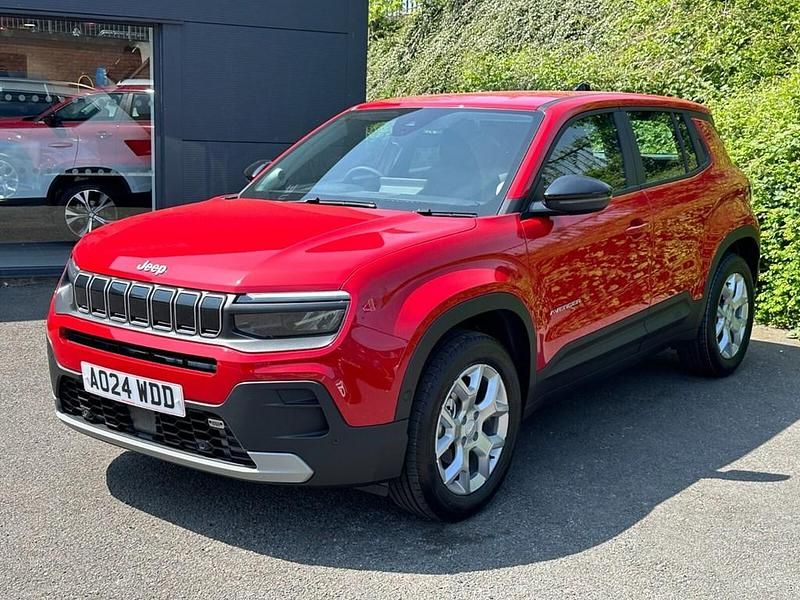 Used Jeep Avenger Altitude 100 HP (73 kW) 2024 Red SUV