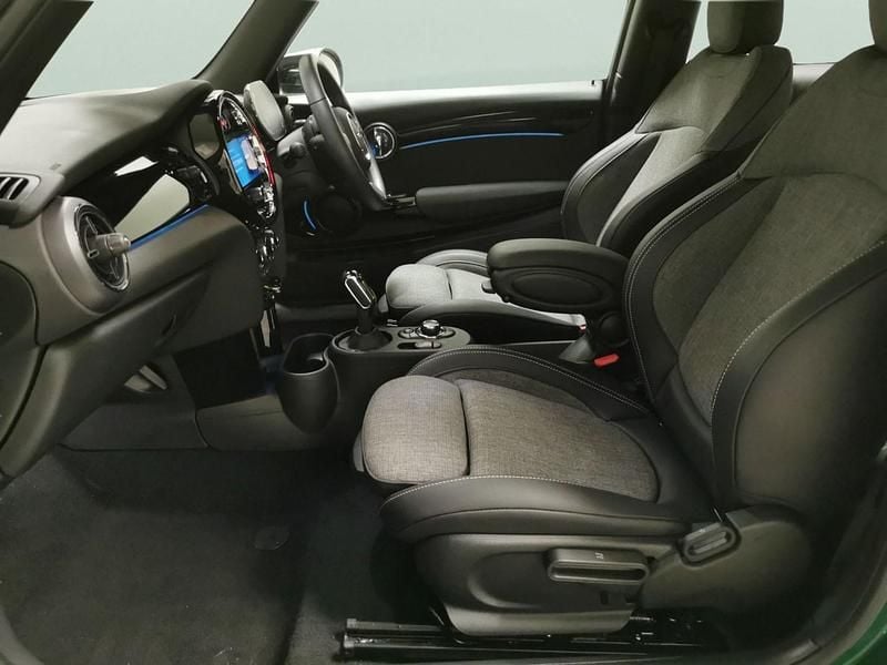 Used Mini Cooper SE Hatch 135 kW (184 HP) 2022 Green Hatchback