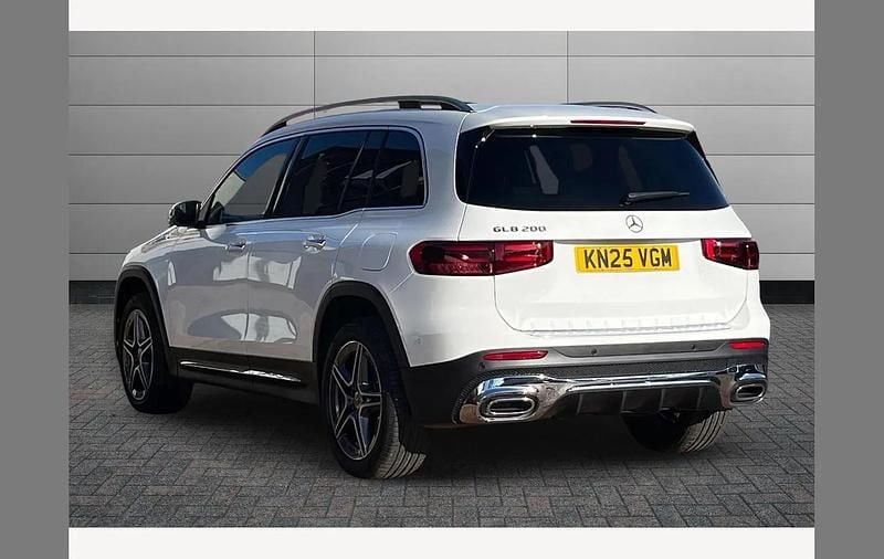 Used Mercedes GLB200 Executive 161 HP (118 kW) 2025 White SUV