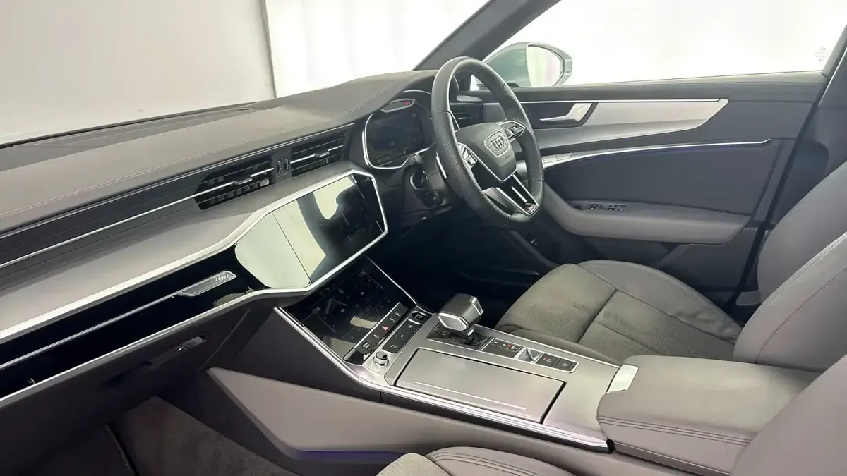 Used Audi A6 S-Line 204 HP (150 kW) 2023 Silver Sedan
