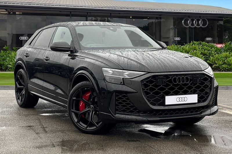 New Audi RS Q8 Performance 631 HP (464 kW) 2026 Black SUV
