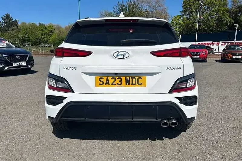 Second-hand Hyundai Kona N Line 120 CP (88 kW) 2023 Alb SUV