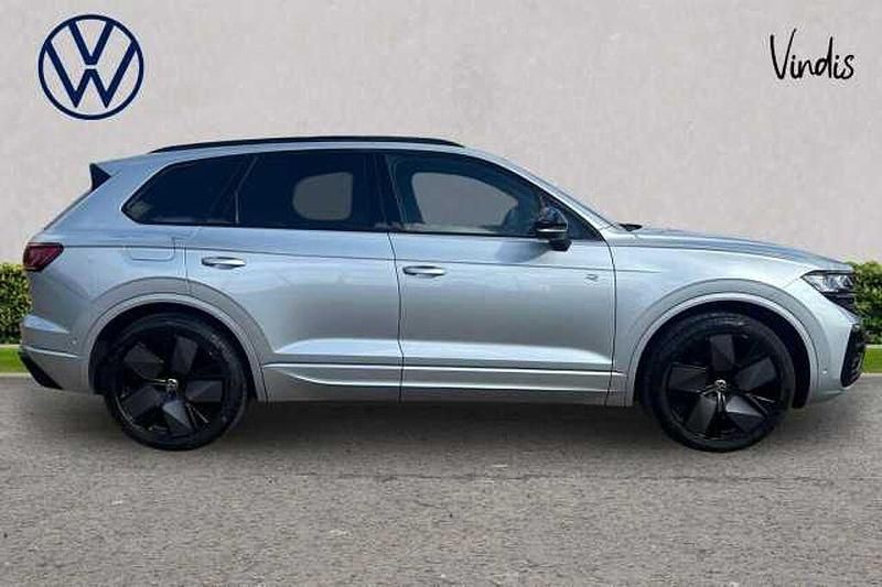 Used VW Touareg Black Edition 286 HP (210 kW) 2025 Silver SUV