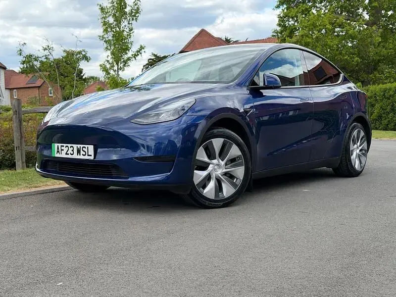 Używany Tesla Model Y RWD 219 kW (299 KM) 2023 Niebieski SUV