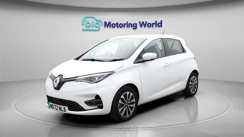 Used Renault Zoe GT-Line 100 kW (136 HP) 2022 White Hatchback