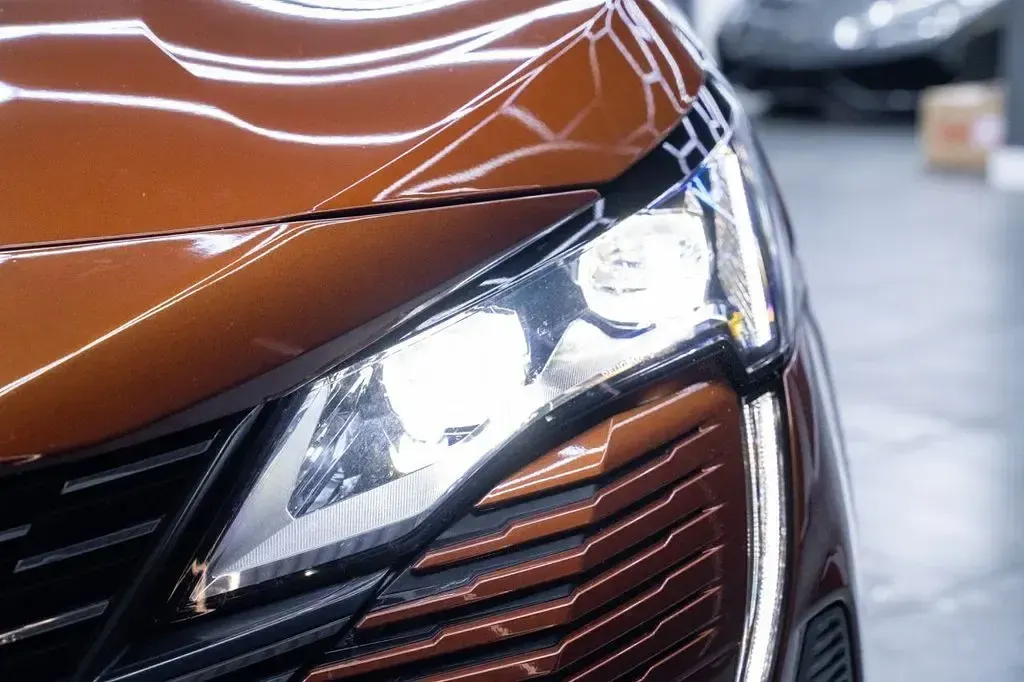 Used Peugeot 5008 GT 130 HP (95 kW) 2023 Bronze SUV