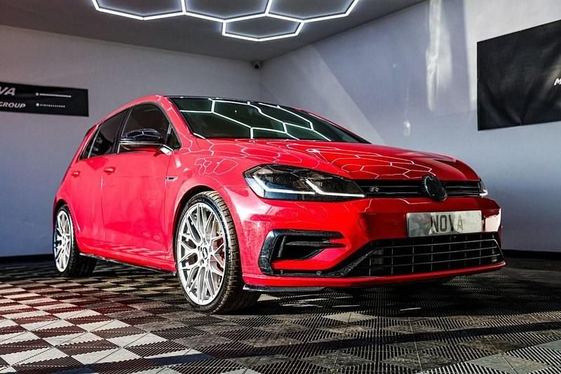 Used VW Golf VII R 310 HP (228 kW) 2017 Red Hatchback