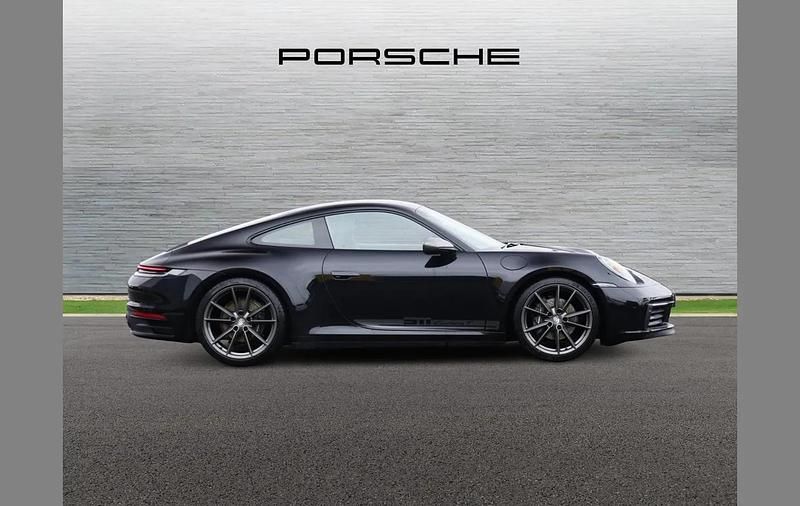 Used Porsche 911 379 HP (278 kW) 2023 Black Coupe