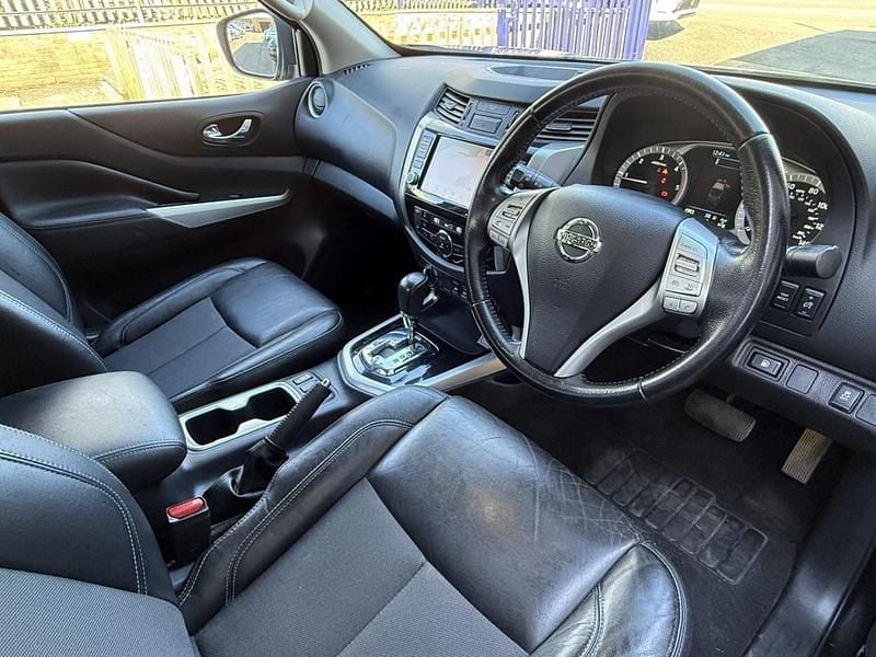 Used Nissan Navara N-Guard 190 HP (139 kW) 2020 Black Pickup