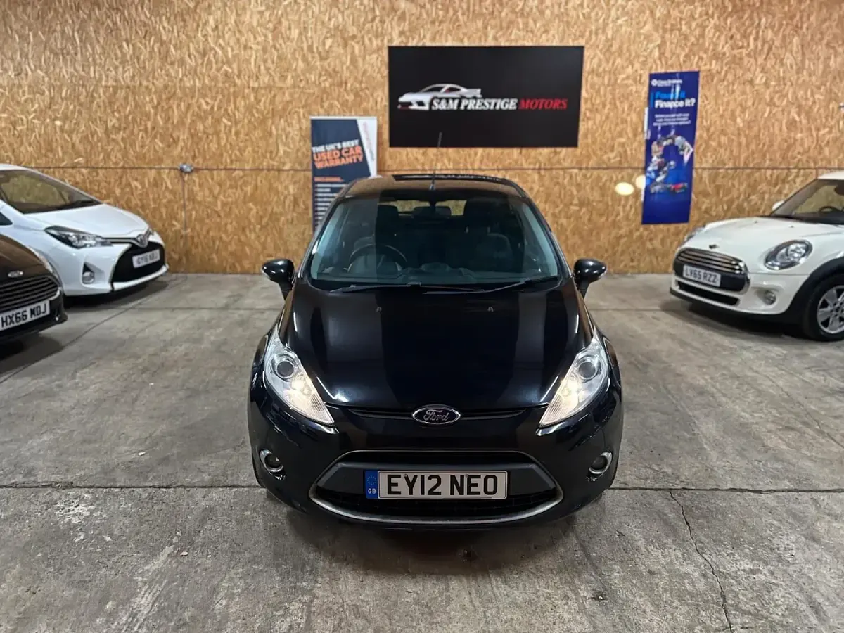 Used Ford Fiesta Zetec 96 HP (70 kW) 2012 Black Hatchback