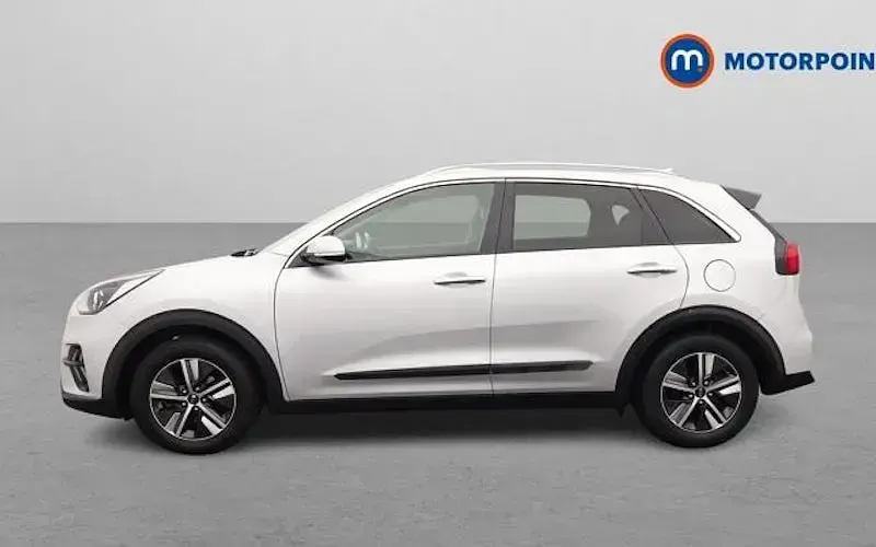 Used Kia Niro 141 HP (103 kW) 2019 Silver SUV