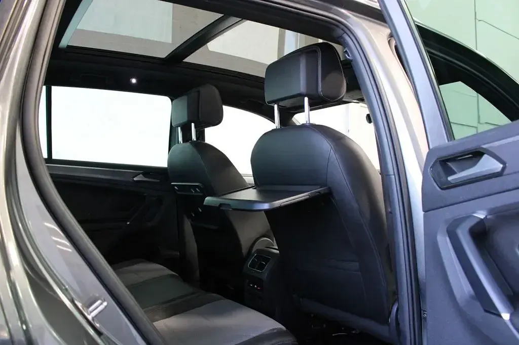 Used VW Tiguan R-line 150 HP (110 kW) 2017 Grey SUV