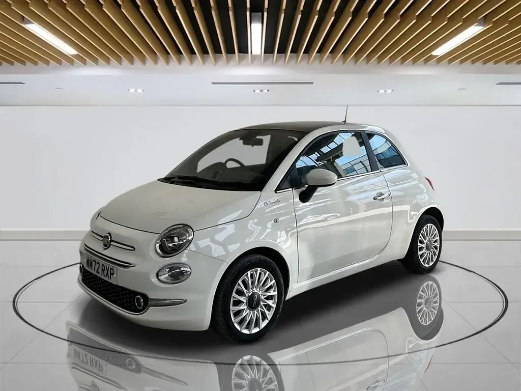 Used Fiat 500 Dolcevita 70 HP (51 kW) 2022 White Hatchback