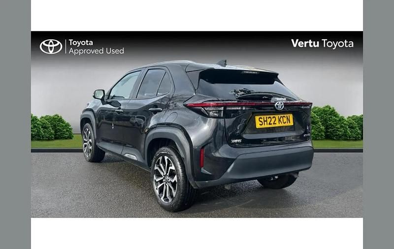Used Toyota Yaris Cross Design 113 HP (83 kW) 2022 Black SUV
