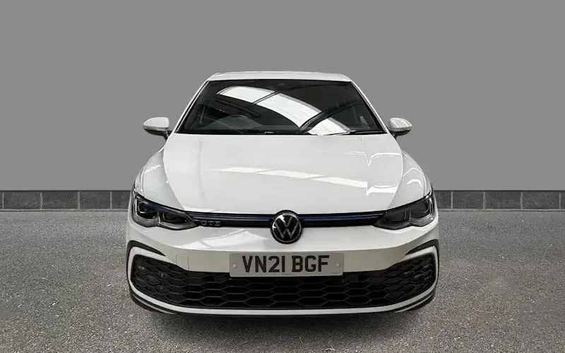 Used VW Golf VIII GTE 245 HP (180 kW) 2024 Hatchback