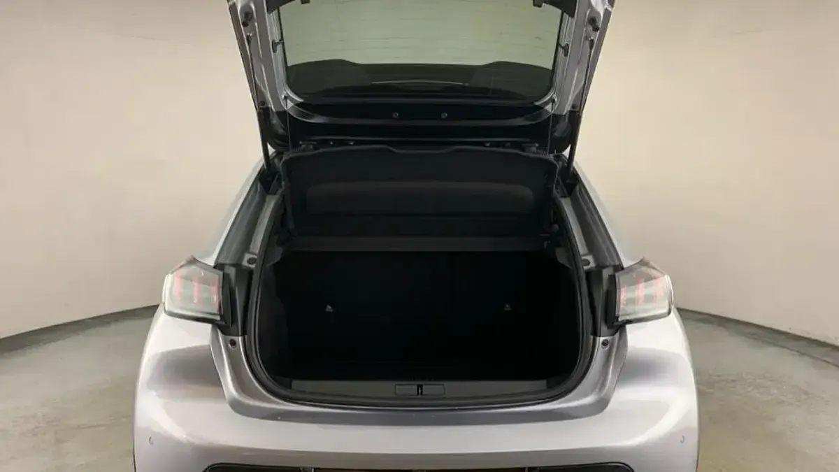 Used Peugeot 208 Premium 129 HP (94 kW) 2022 Grey Hatchback
