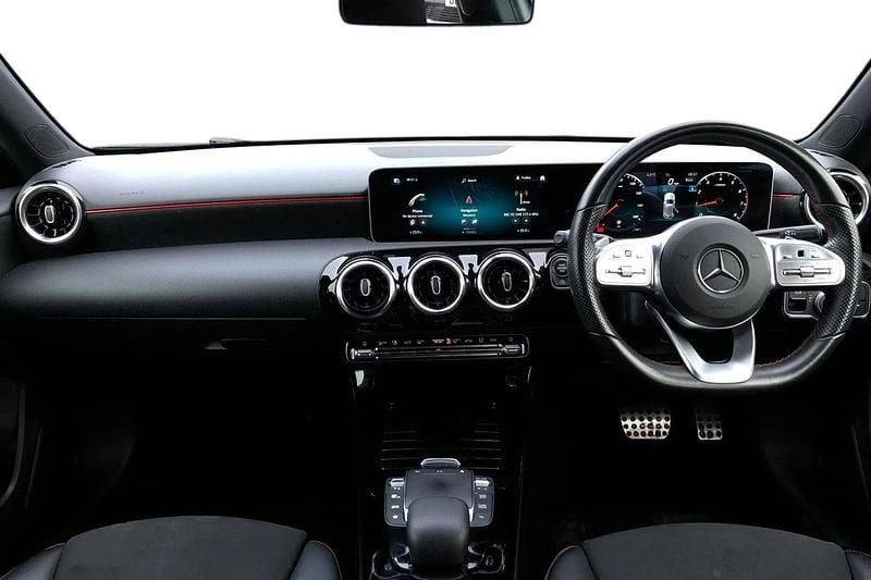 Used Mercedes A180 Active 136 HP (100 kW) 2020 White Hatchback