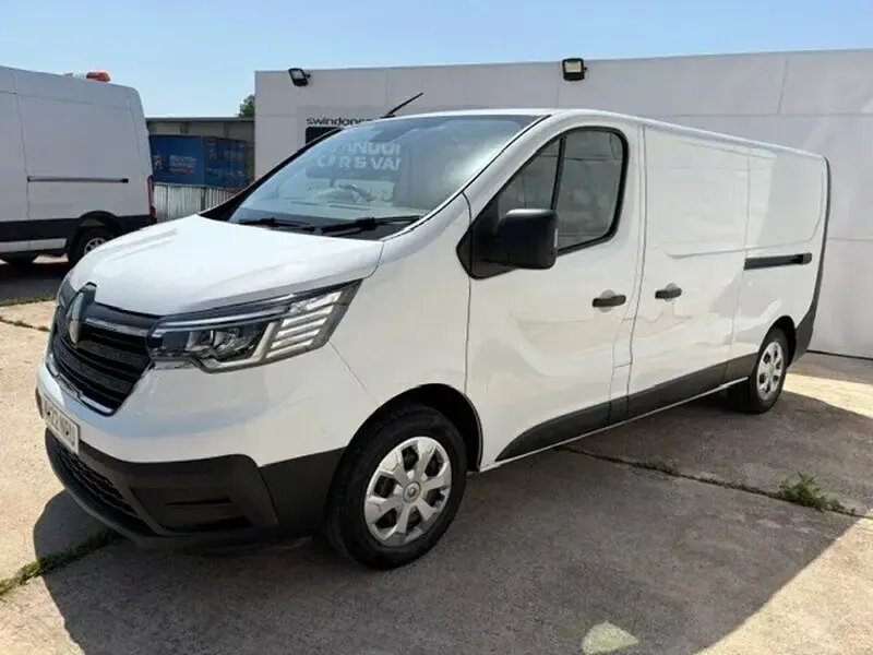 Used Renault Trafic Business 130 HP (95 kW) 2022 White