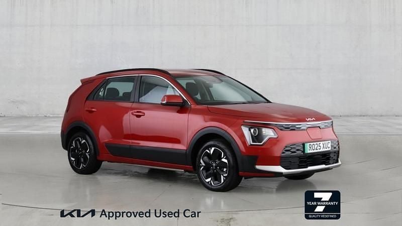 Red Used 2025 Kia Niro SUV | £23,095 (Fair price) - Image 1/4