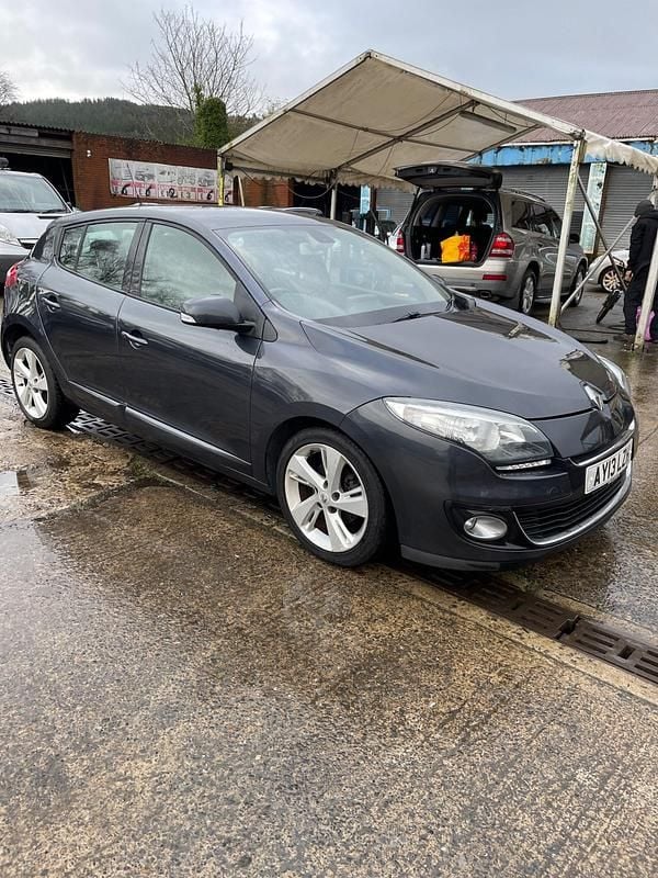 Used Renault Mégane III Dynamique 2013 Grey Hatchback