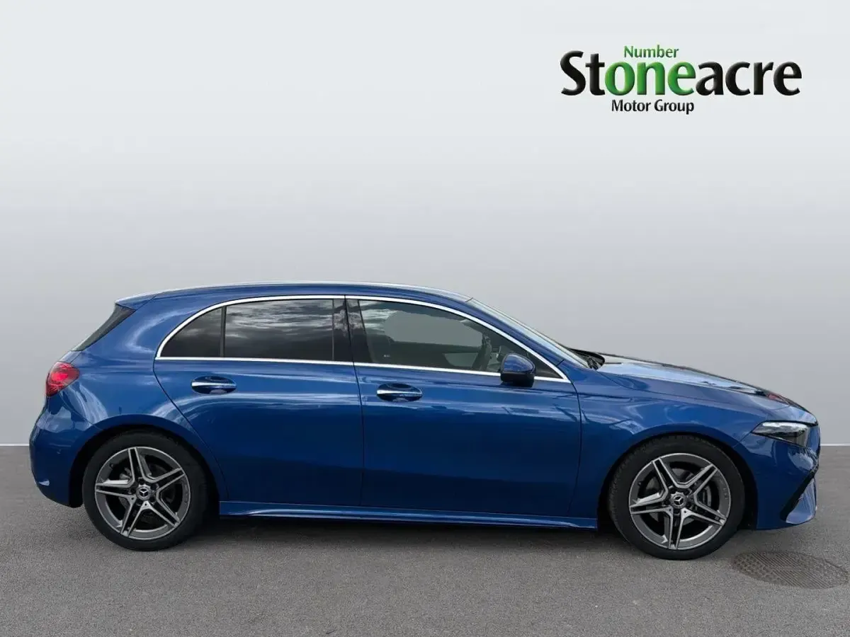 Used Mercedes A180 Executive 136 HP (100 kW) 2024 Blue Hatchback