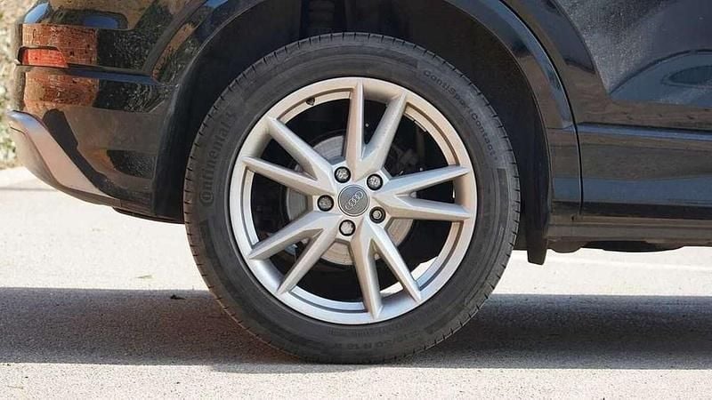 Used Audi Q2 S-Line 113 HP (83 kW) 2020 Black SUV