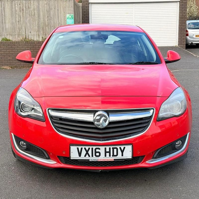 Used Vauxhall Insignia Elite 170 HP (125 kW) 2016 Red Hatchback