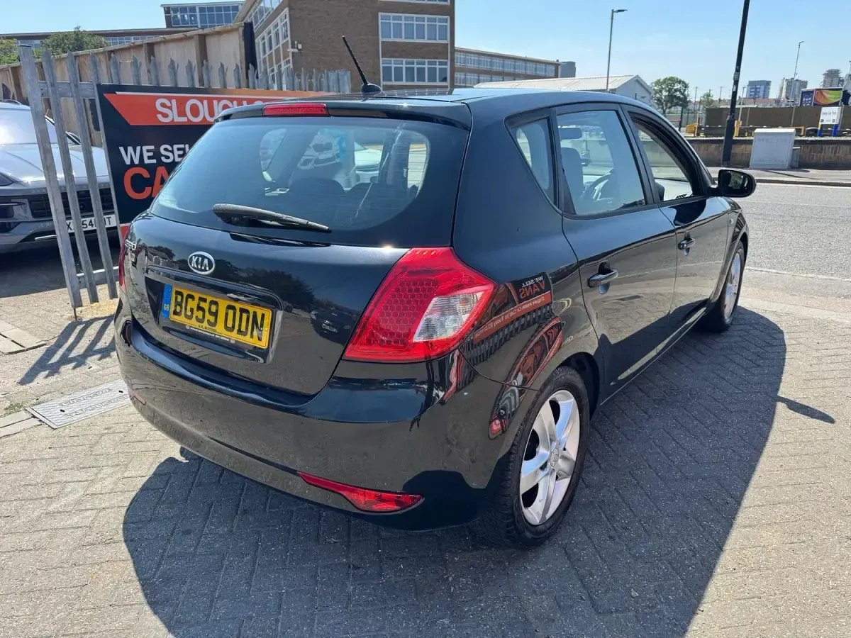 Used Kia Ceed 2009 Black Hatchback