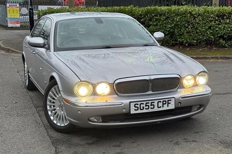 Used Jaguar XJ Sovereign 204 HP (150 kW) 2005 Silver Sedan