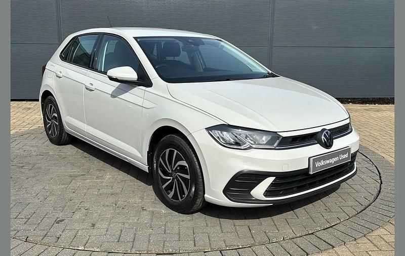 Used VW Polo Life 79 HP (58 kW) 2024 Grey Hatchback