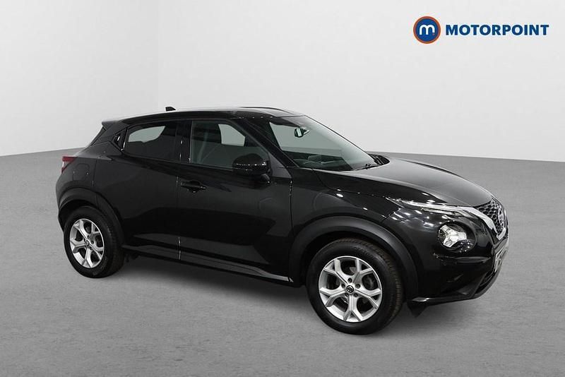 Black Used 2021 Nissan Juke N-Connecta SUV | £14,999 (Good price) - Image 1/4