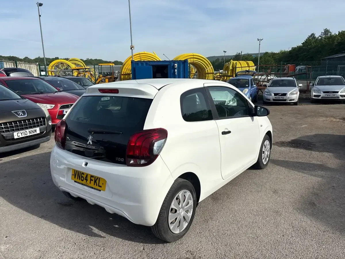 Used Peugeot 108 Access 2014 White Hatchback