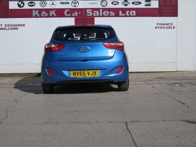 Used Hyundai i30 SE 110 HP (80 kW) 2015 Blue Hatchback