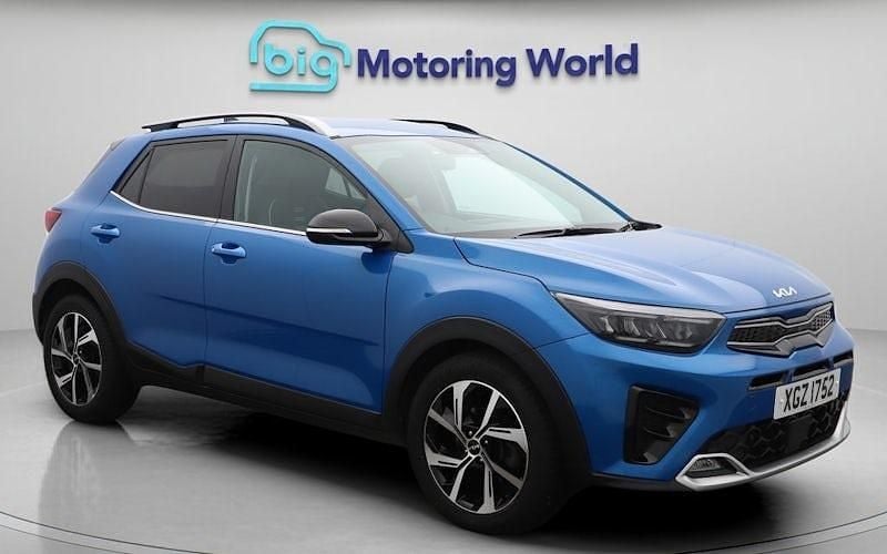 Used 2022 Kia Stonic 4 SUV | £13,400 (Fair price) - Image 1/4