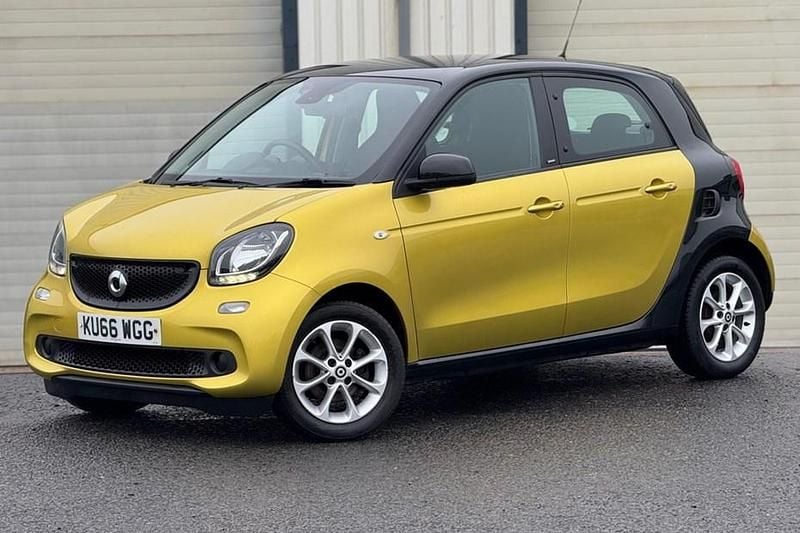 Yellow Used 2016 Smart ForFour Passion Hatchback | £3,490 (Fair price) - Image 1/1
