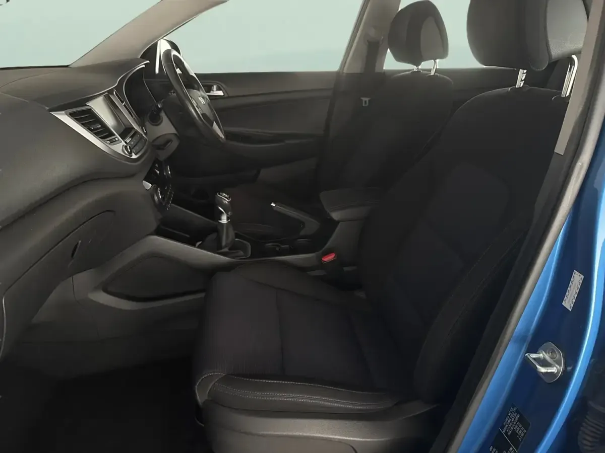 Second-hand Hyundai Tucson SE 2016 Albastru SUV