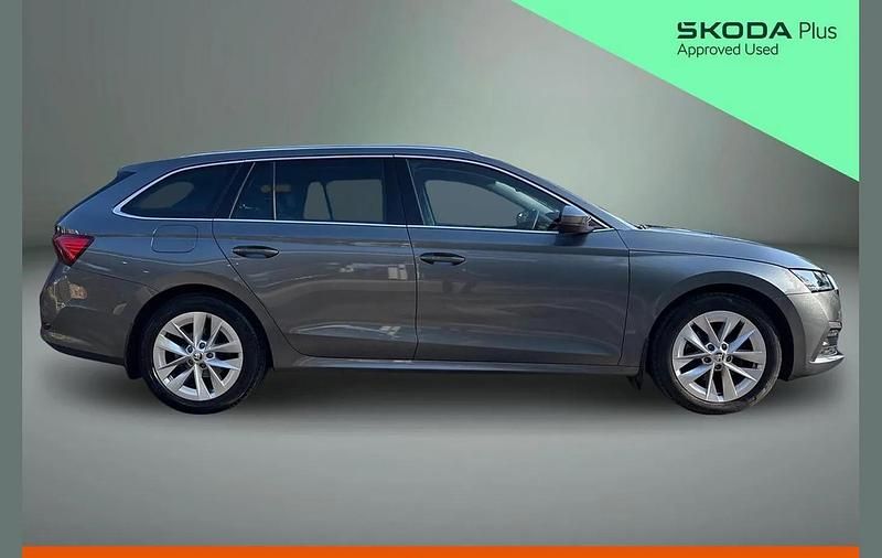 Used Skoda Octavia SE L 150 HP (110 kW) 2023 Grey Estate