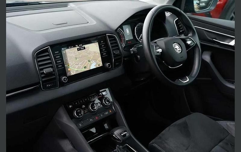 Used Skoda Karoq SE L 147 HP (108 kW) 2022 Blue SUV