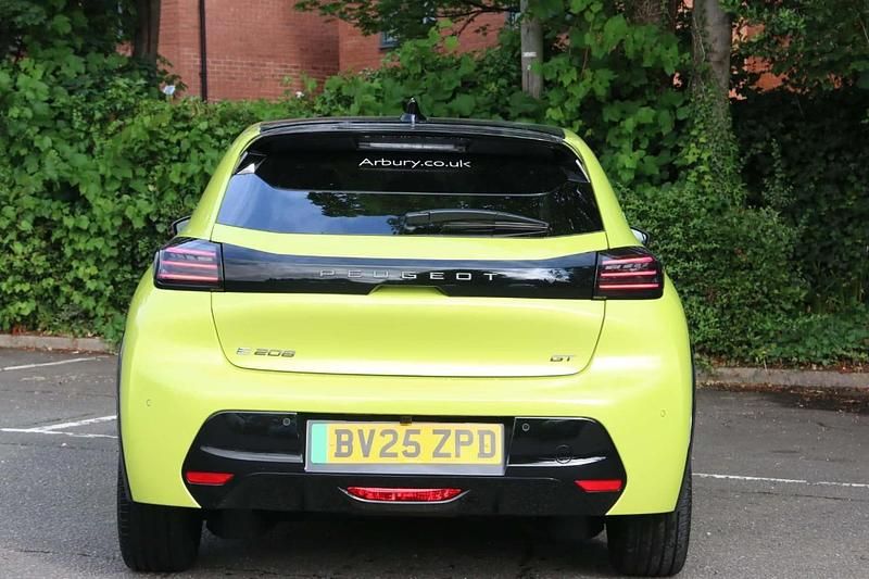Used Peugeot e-208 GT 113 kW (154 HP) 2025 Yellow Hatchback