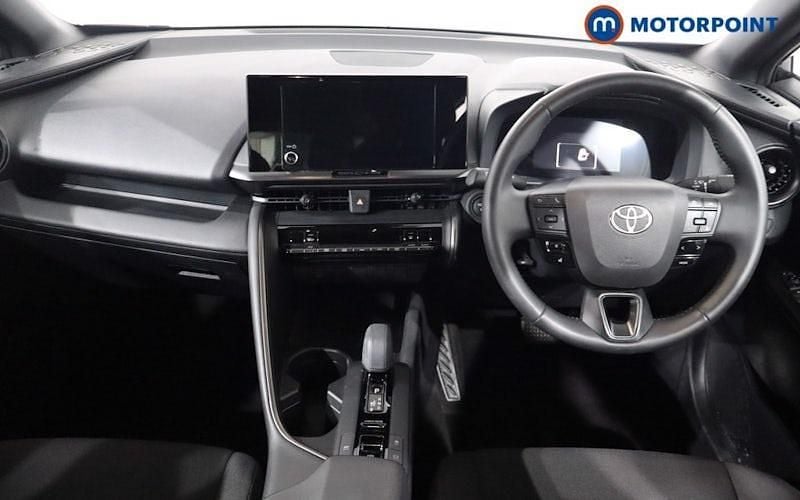 Used 2025 Toyota C-HR SUV | £21,599 (Good price) - Image 1/4