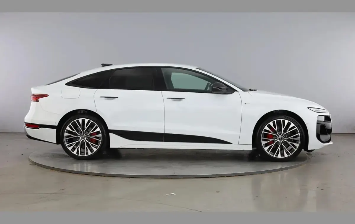 New Audi A6 e-tron Performance 269 kW (367 HP) 2025 White Hatchback