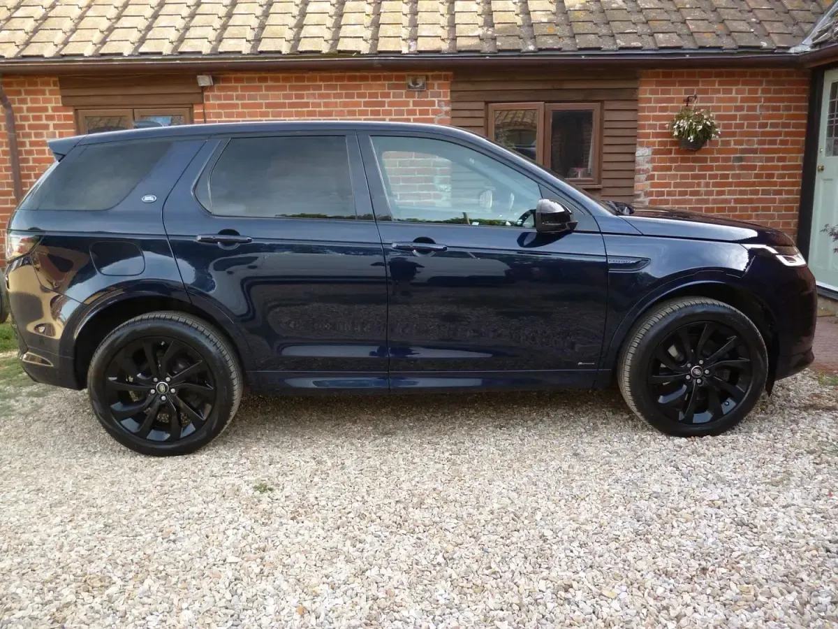 Used Land Rover Discovery Sport HSE Dynamic 250 HP (183 kW) 2020 Blue SUV