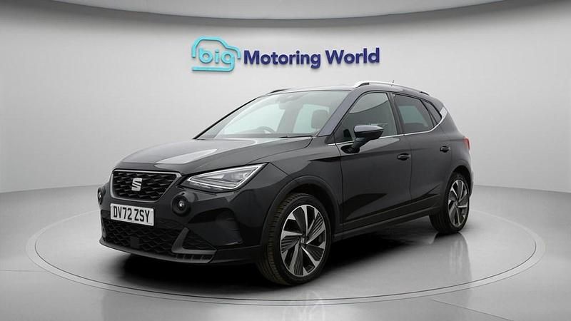 Used Seat Arona FR 110 HP (80 kW) 2023 Black SUV