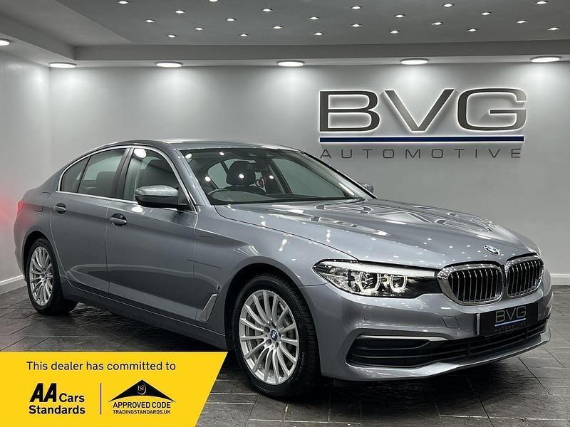 Blue Used 2018 BMW 530e Sedan | £12,494 (Good price) - Image 1/2
